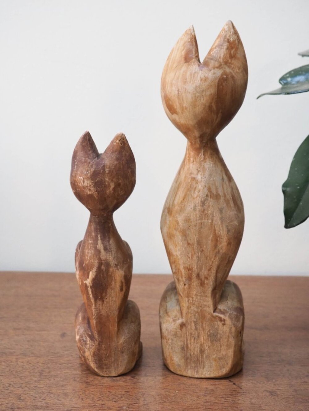 Vtg Hand Carved Wood Cat Figurine Pair - 60's Cat Statue Set of 2 - 10" & 7" - Picture 13 of 14